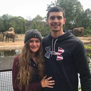 Meet your Posher, Derek